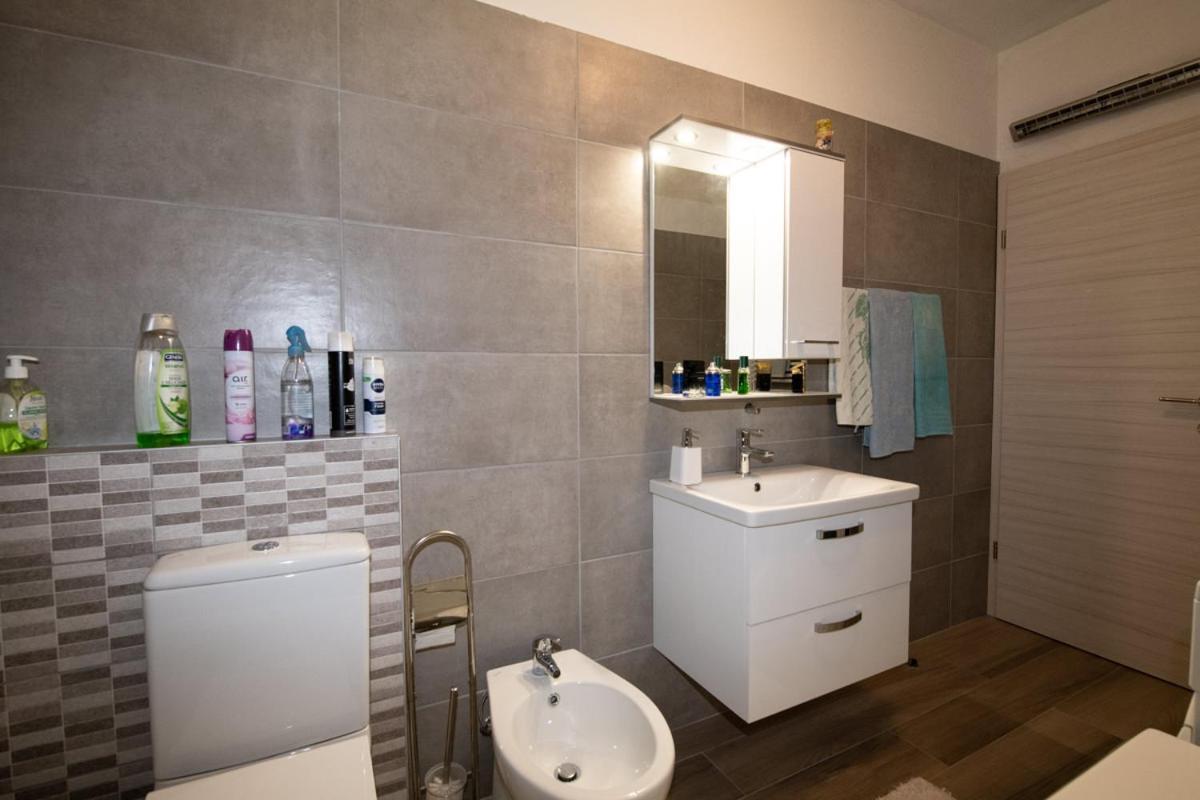 Apartman Elvis Ловран Экстерьер фото