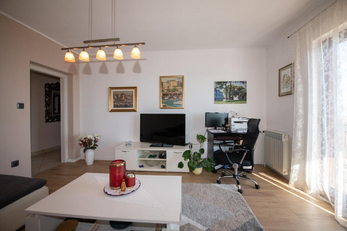 Apartman Elvis Ловран Экстерьер фото